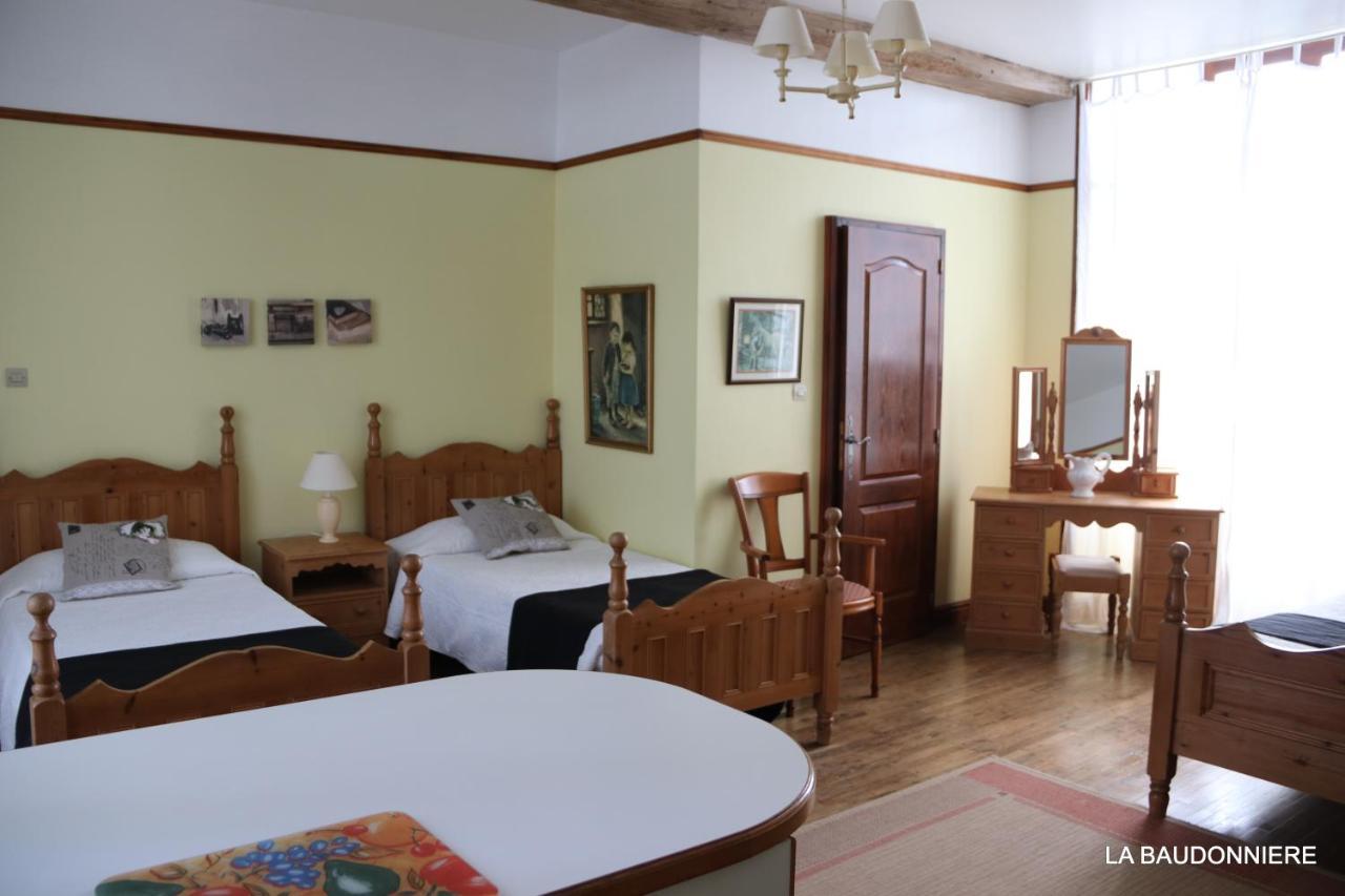 Chambre D'Hote Manoir De La Baudonniere Monsireigne エクステリア 写真